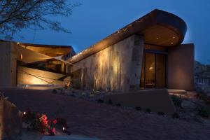 desert blossom modern green architecture 4